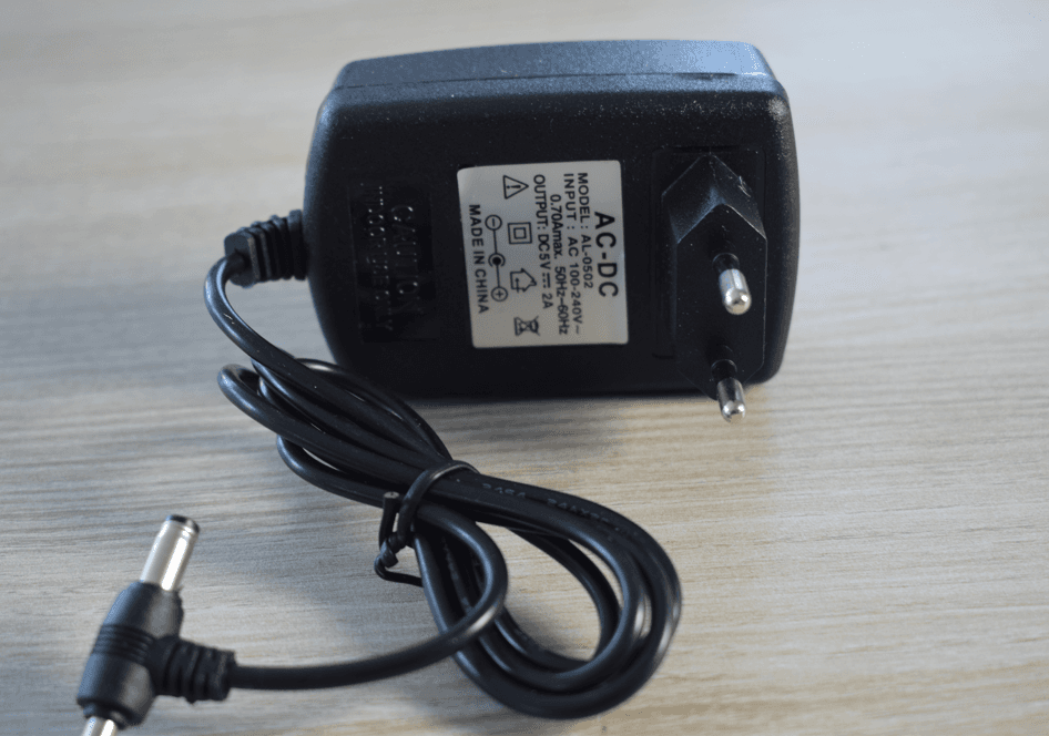 5V 2A adaptor