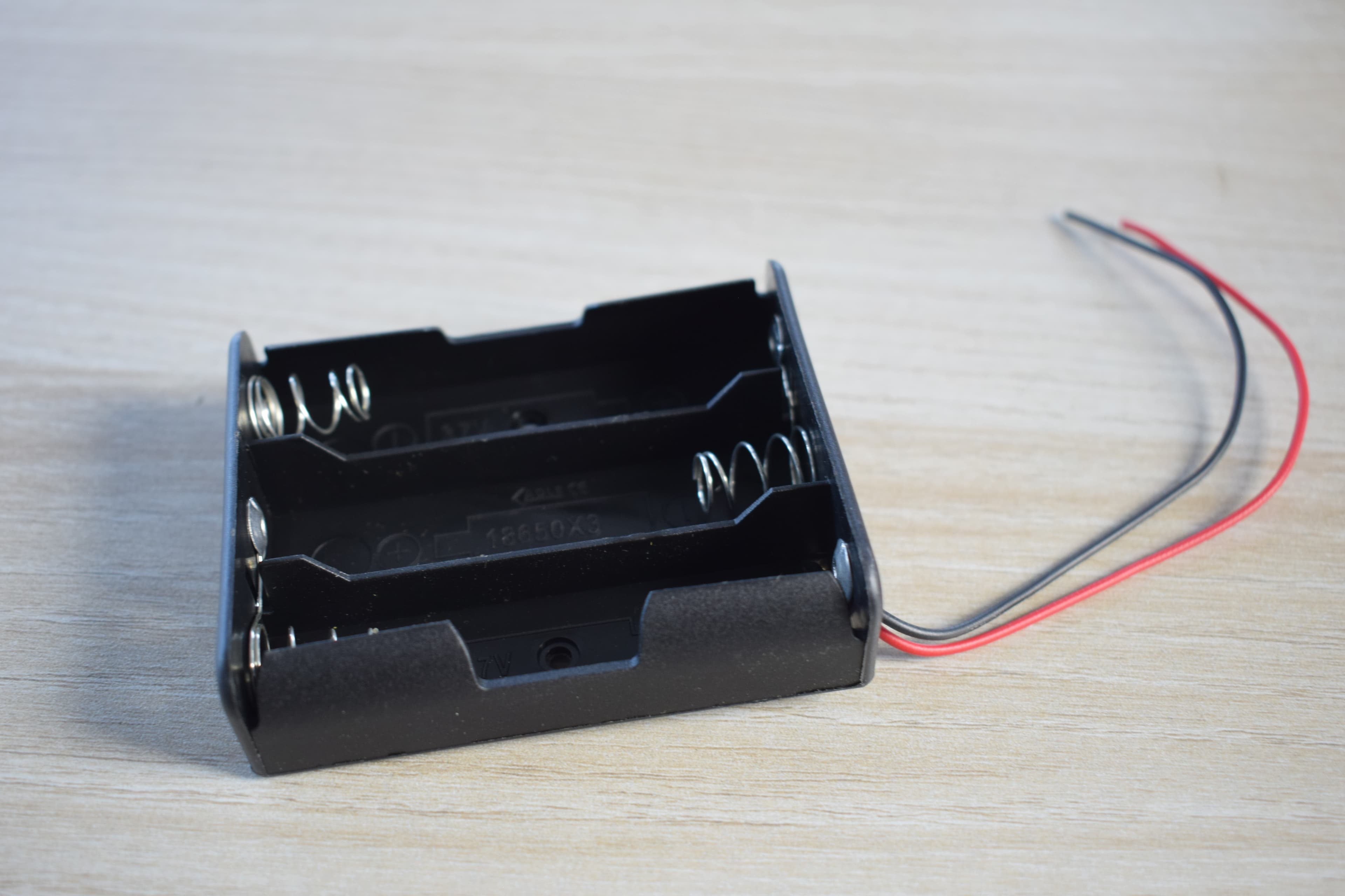 Rechargeable battery holder(3 cell)